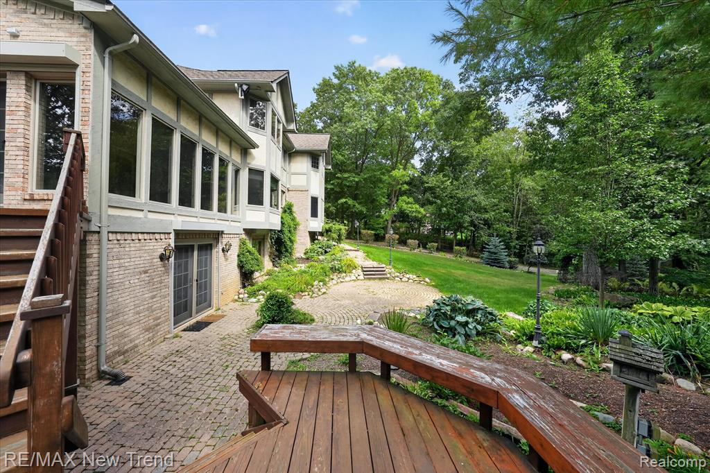 main property photo 47