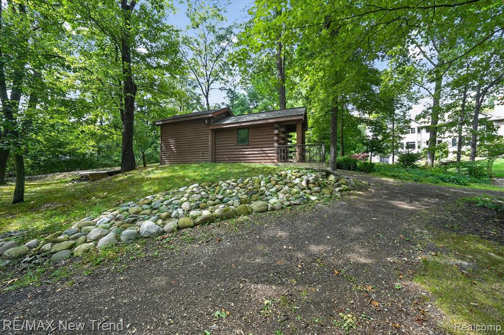 main property photo 59