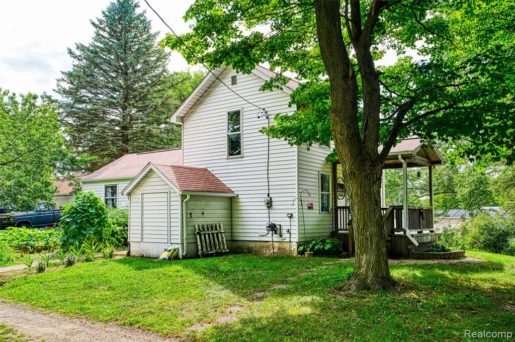 main property photo 31