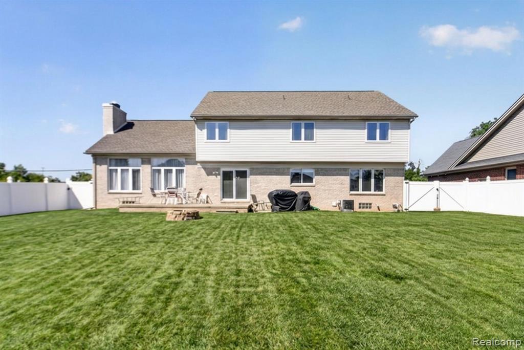 main property photo 69