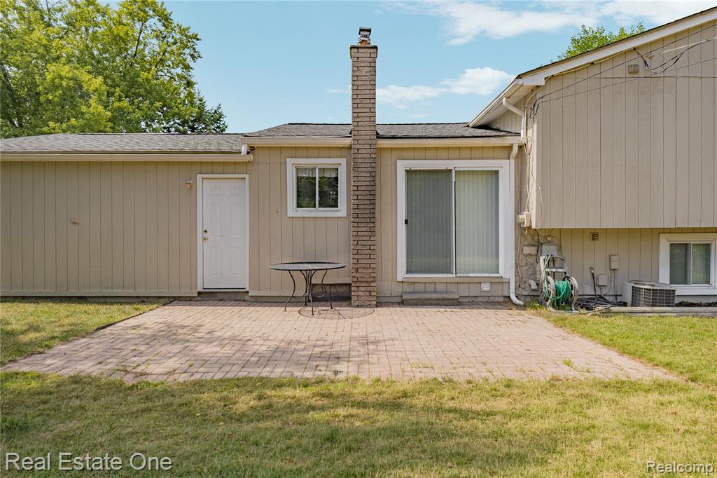 main property photo 44
