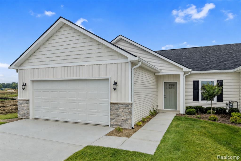 main property photo 0