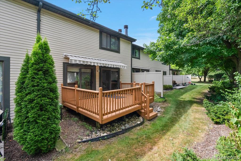 main property photo 45