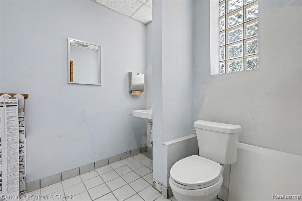 main property photo 21