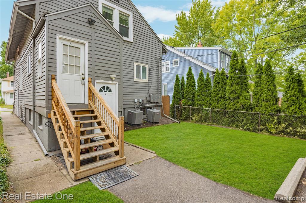 main property photo 59