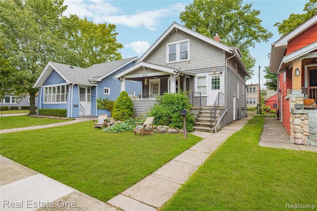 main property photo 60