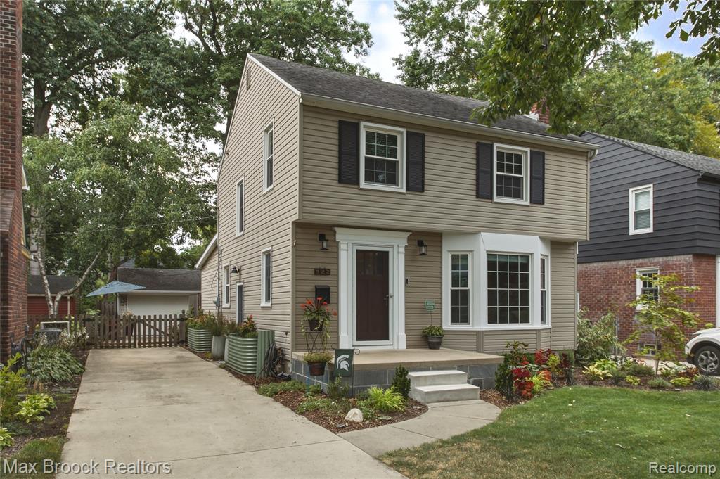 main property photo 2