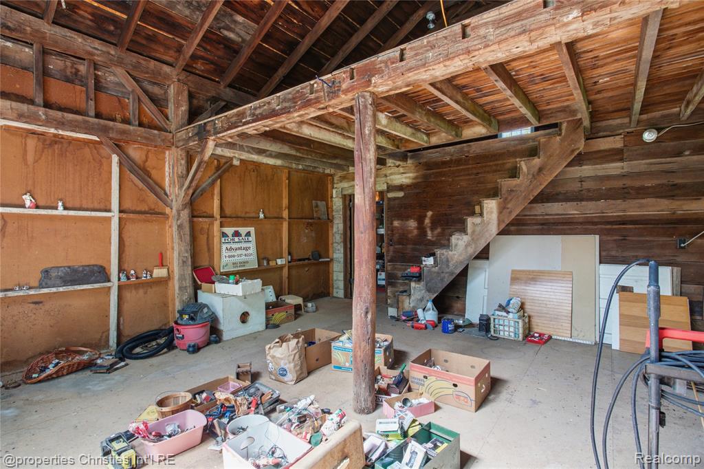 main property photo 26