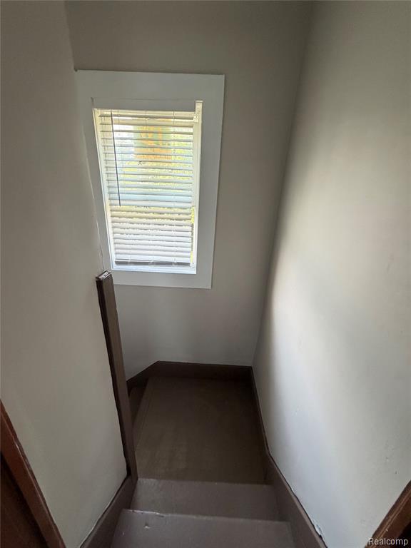 main property photo 66