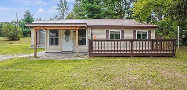 image of property with 2 Bed | 1 Bath | 1,052 Sqft