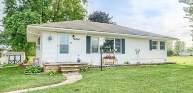 image of property with 3 Bed | 1 Bath | 1,092 Sqft