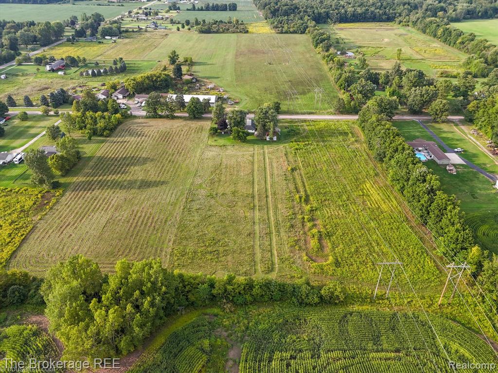 main property photo 49