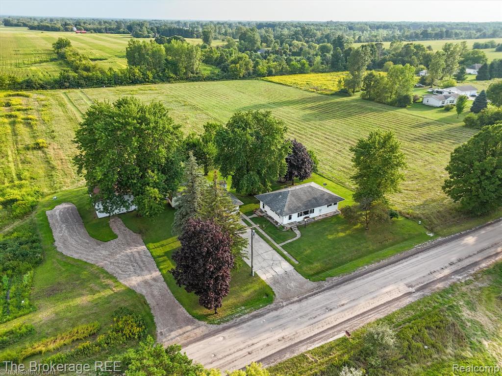 main property photo 54