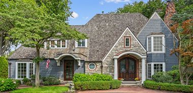 image of property with 4 Bed | 5 Bath | 4,349 Sqft