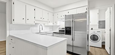 image of property with 2 Bed | 1 Bath | 812 Sqft