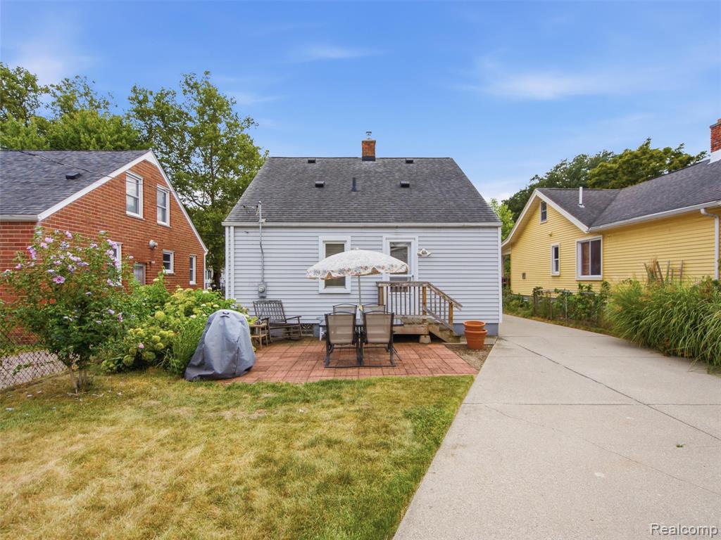 main property photo 26
