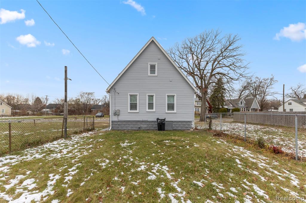 main property photo 56