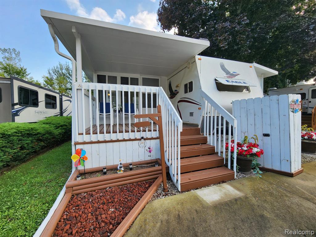 main property photo 0