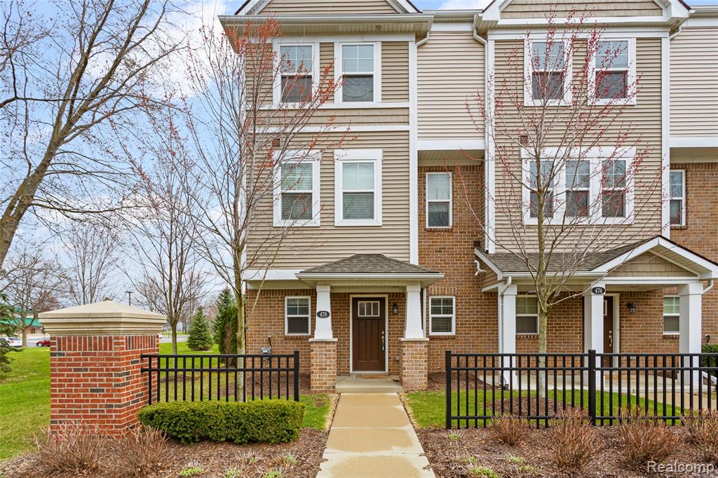 main property photo 0