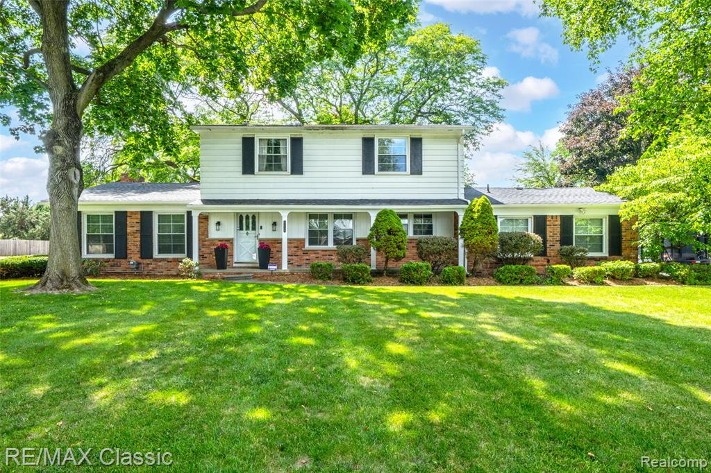 main property photo 0