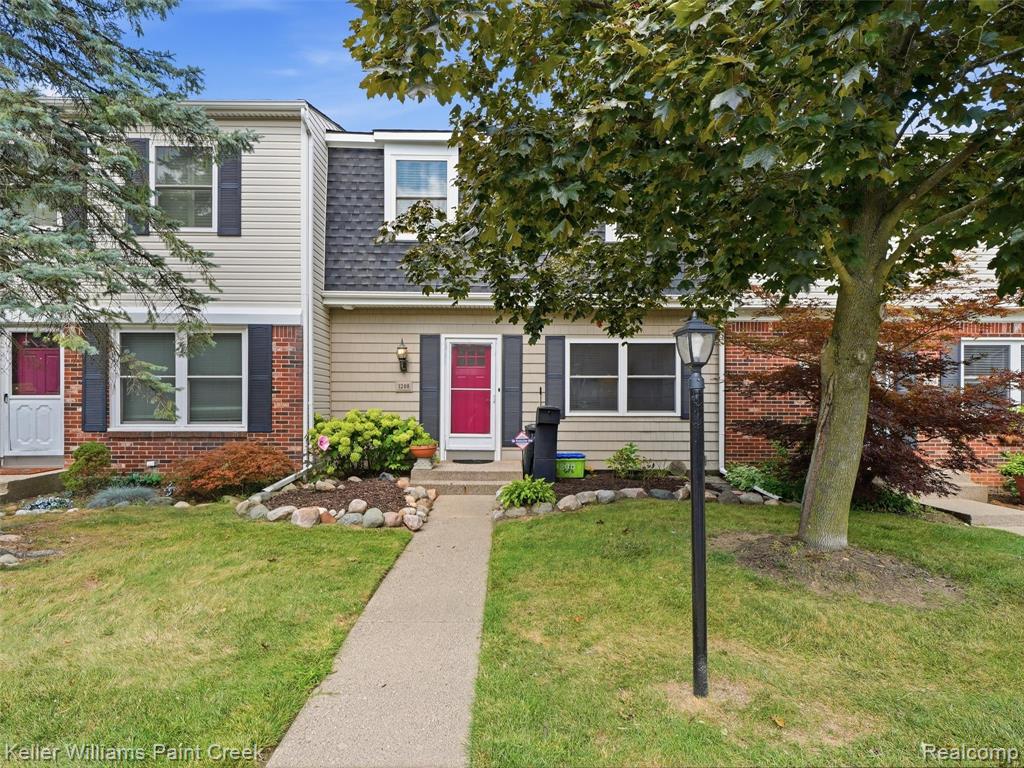main property photo 0