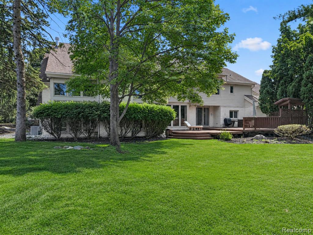 main property photo 51