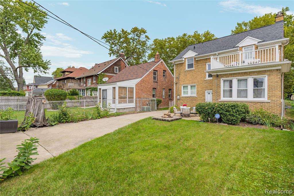 main property photo 46