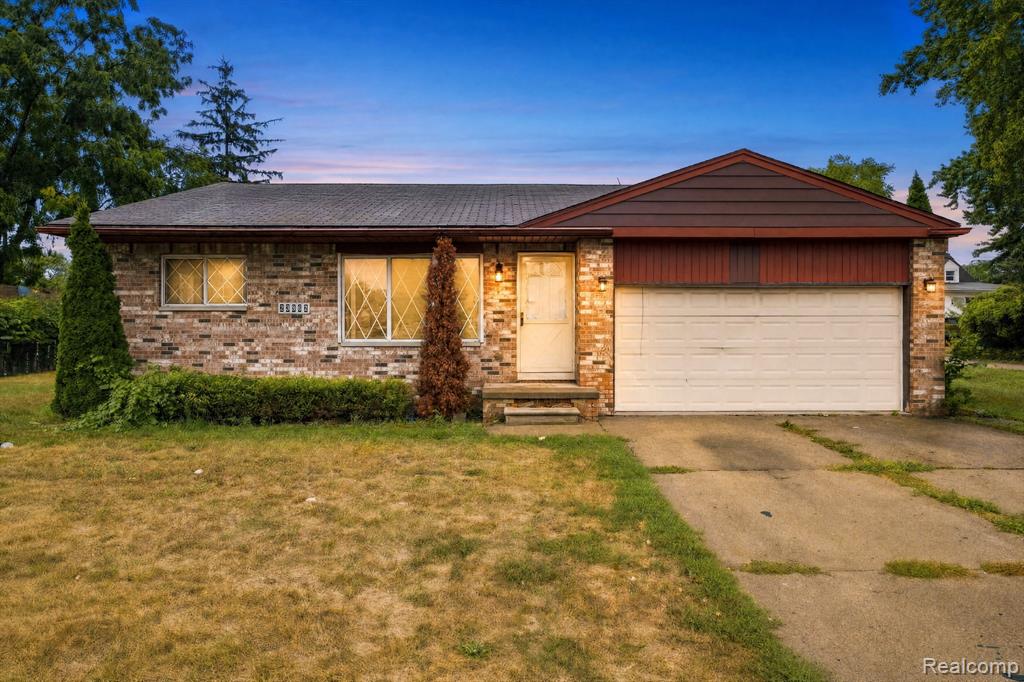 main property photo 0