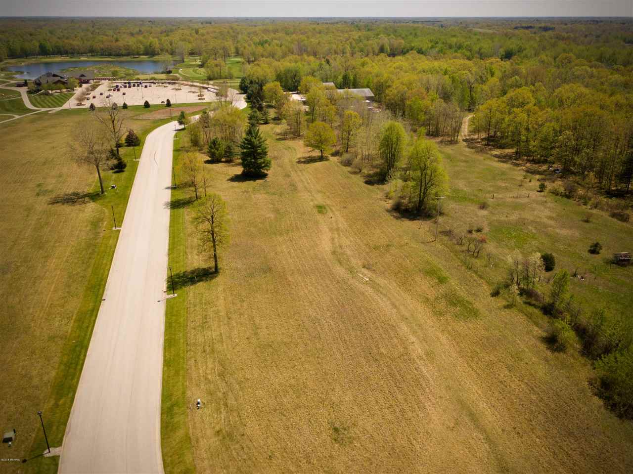 main property photo 11