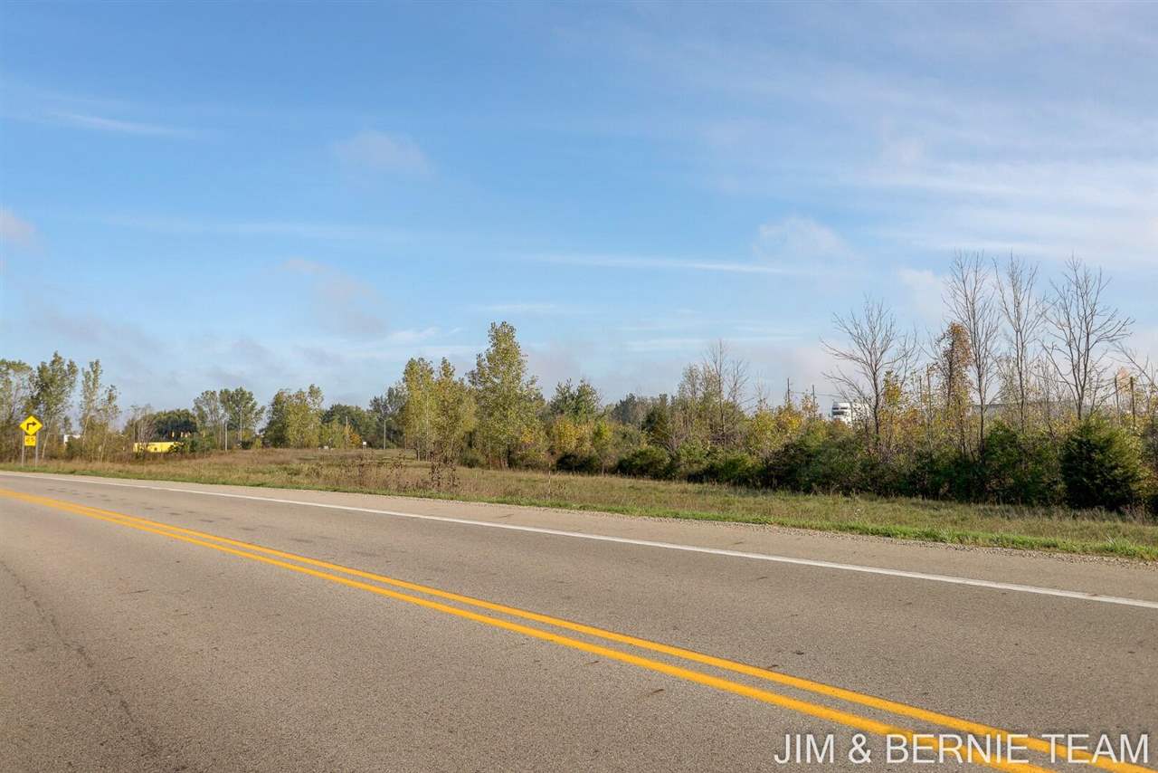 main property photo 6