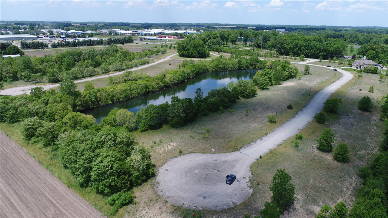 main property photo 12