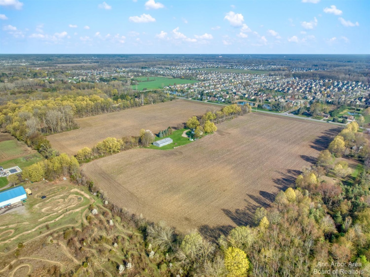 main property photo 13