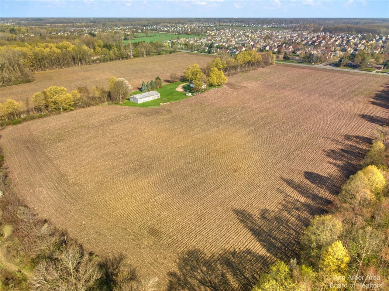 main property photo 19