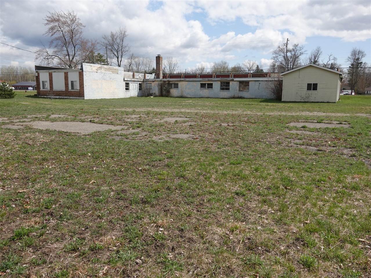 main property photo 11