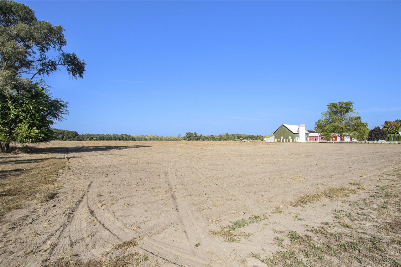 main property photo 7