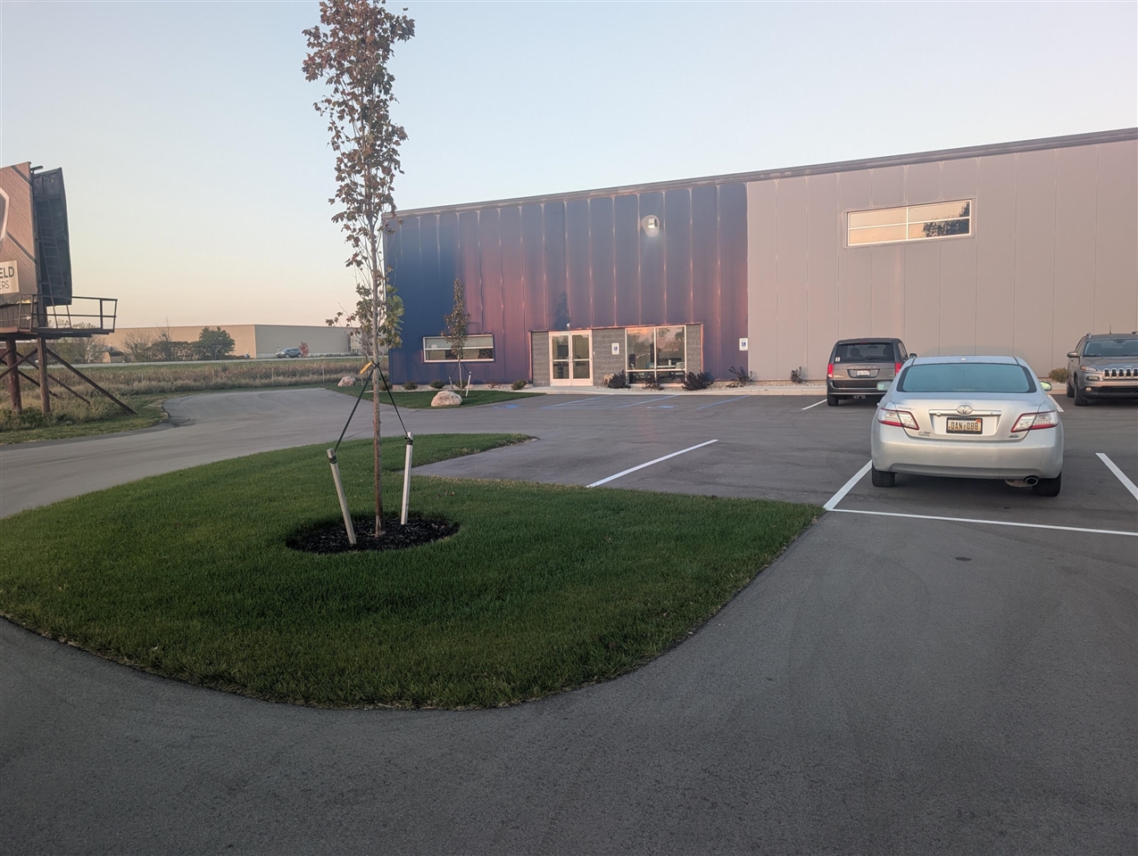 main property photo 2