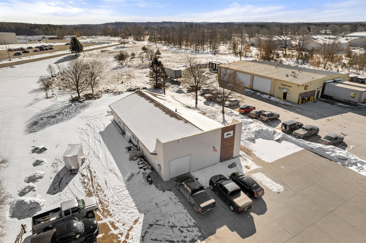 main property photo 4