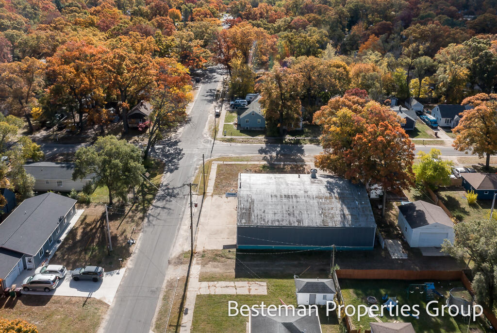 main property photo 8