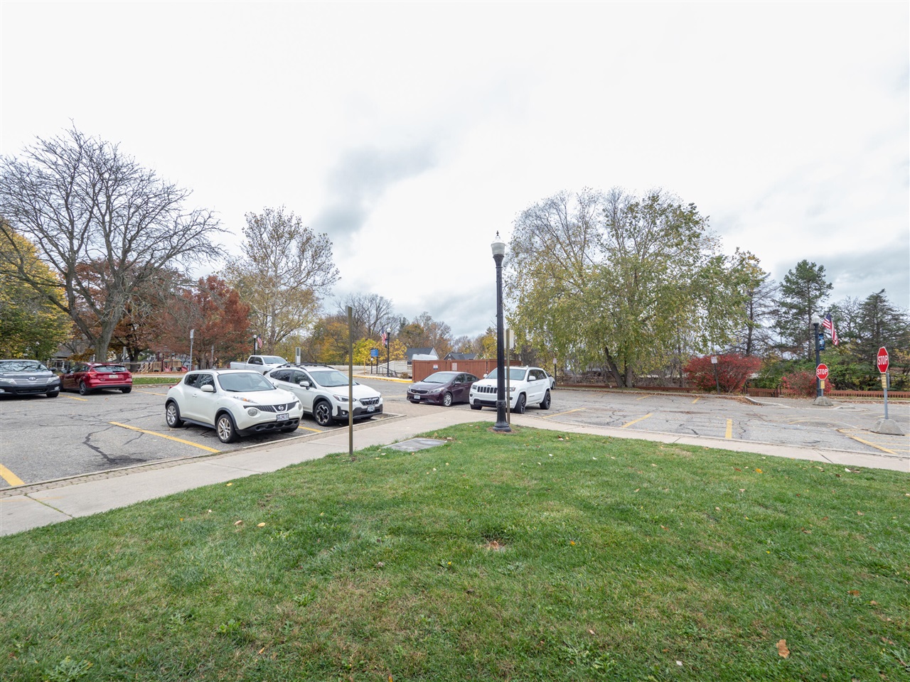 main property photo 17