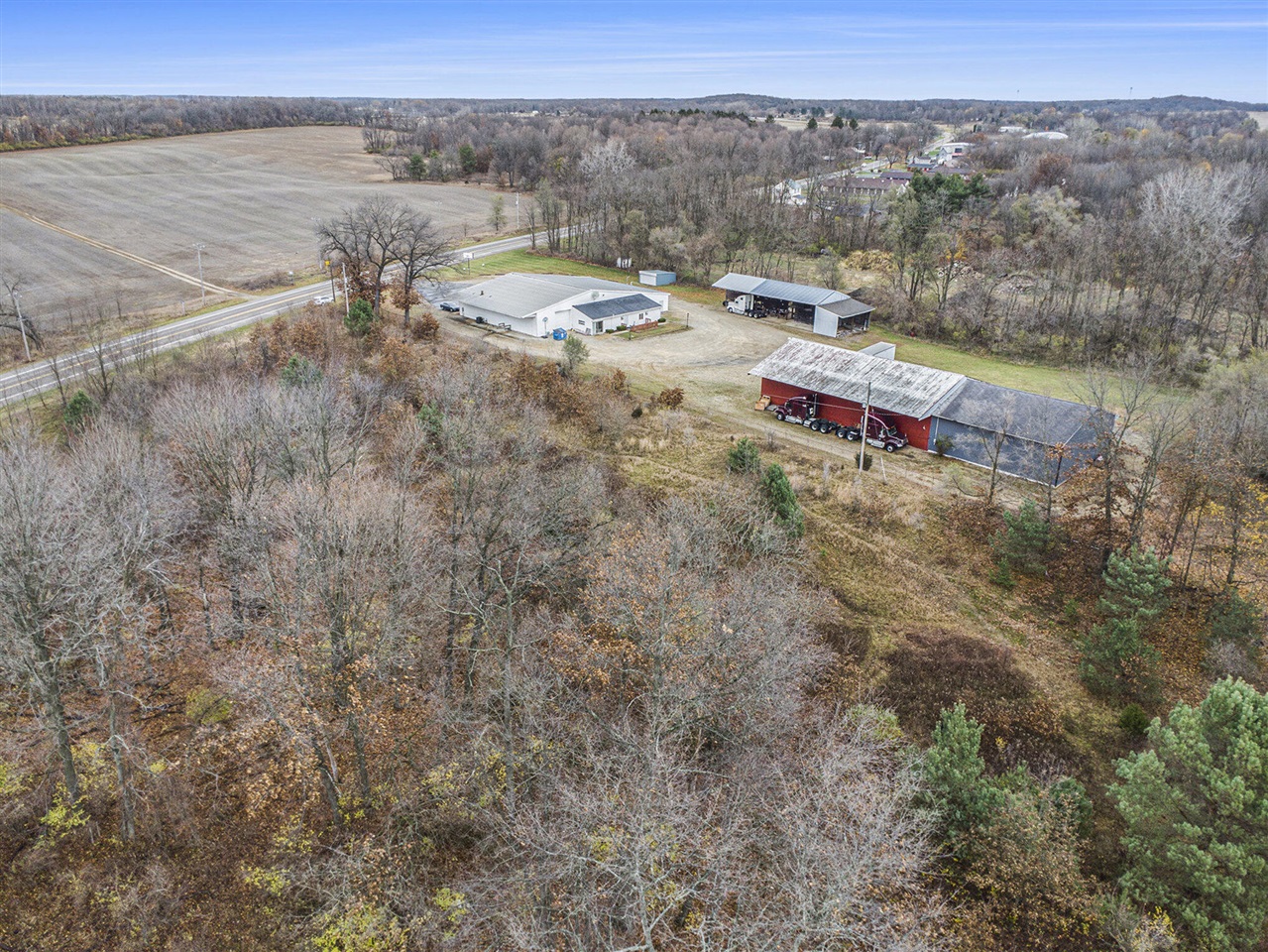 main property photo 16