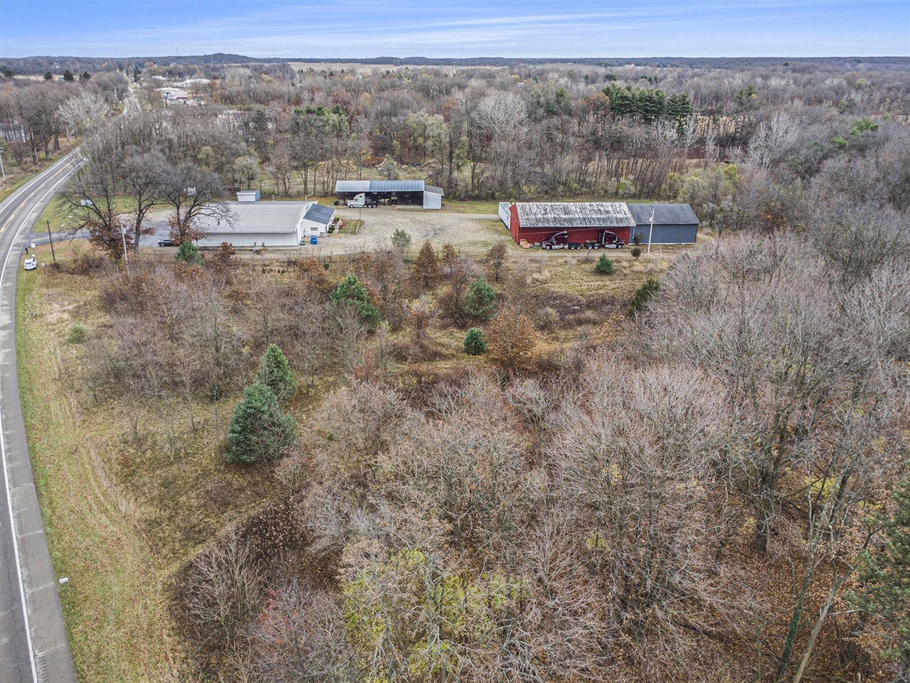 main property photo 5