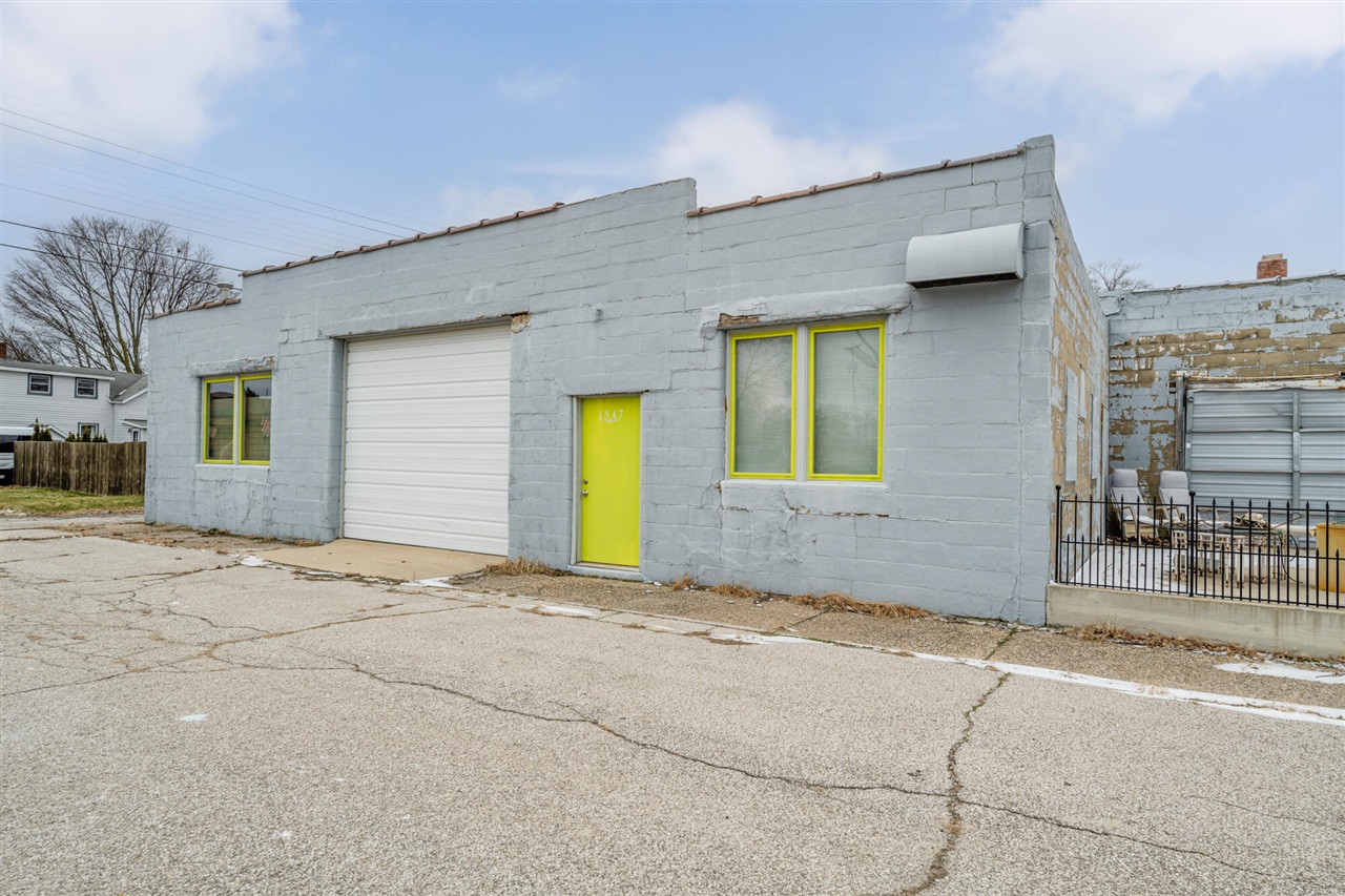 main property photo 4
