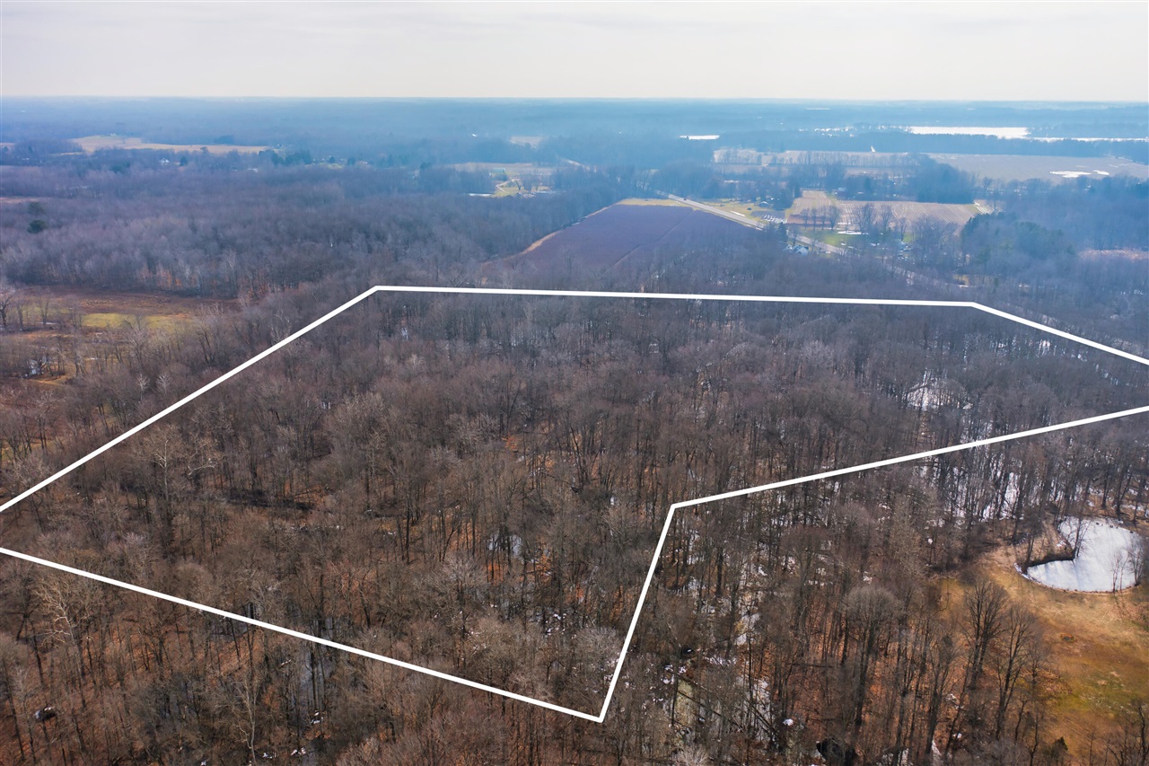 main property photo 17
