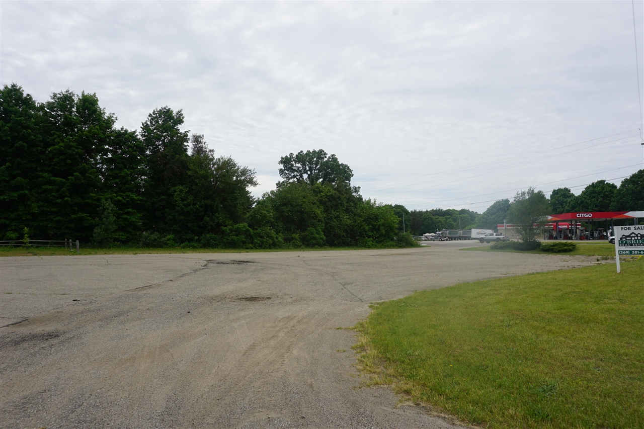 main property photo 11