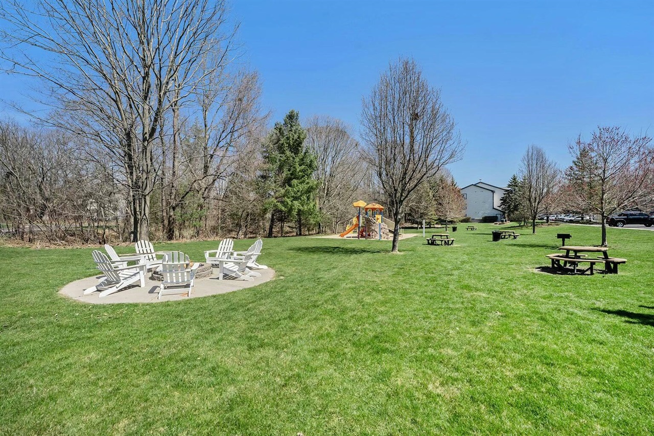 property viewer photo 23