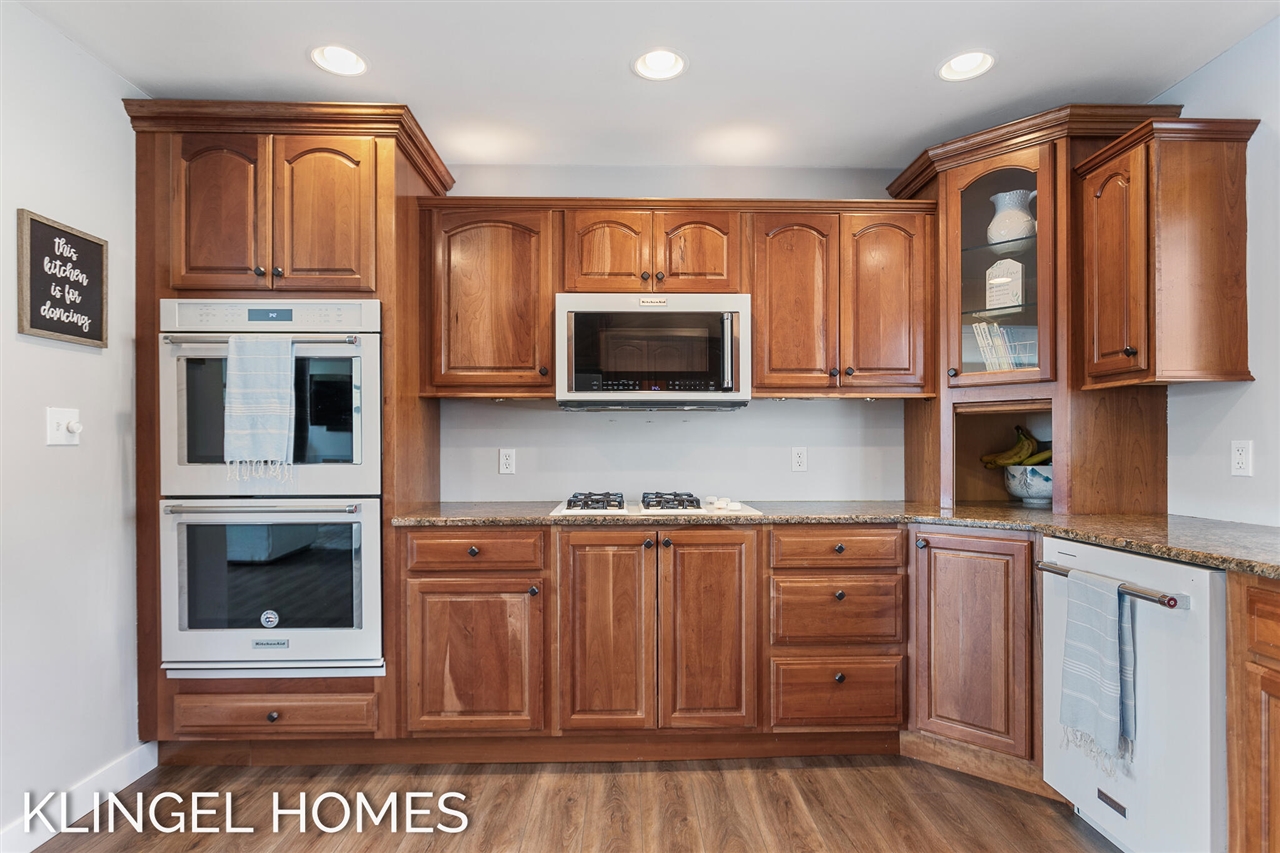 property viewer photo 10
