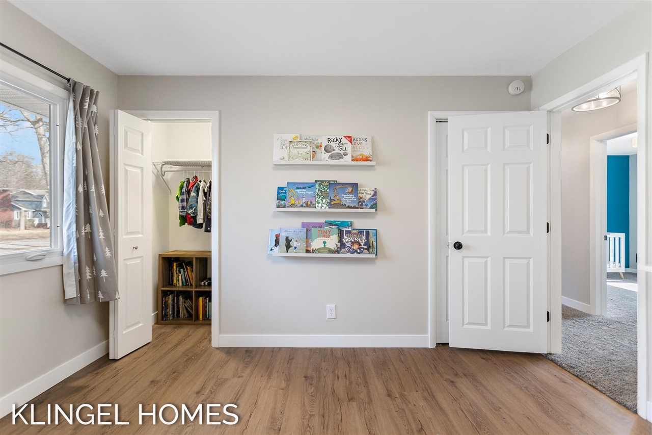 property viewer photo 18