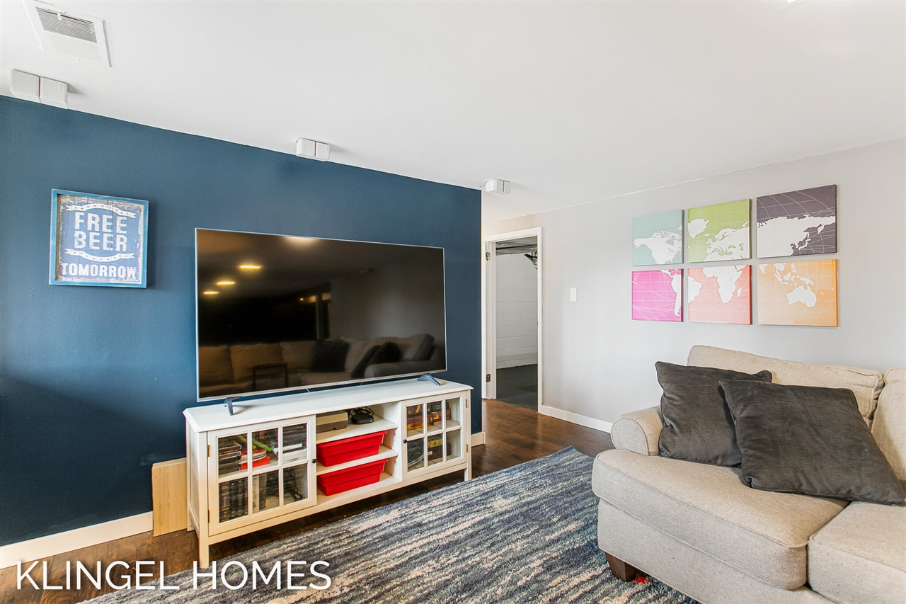 property viewer photo 30