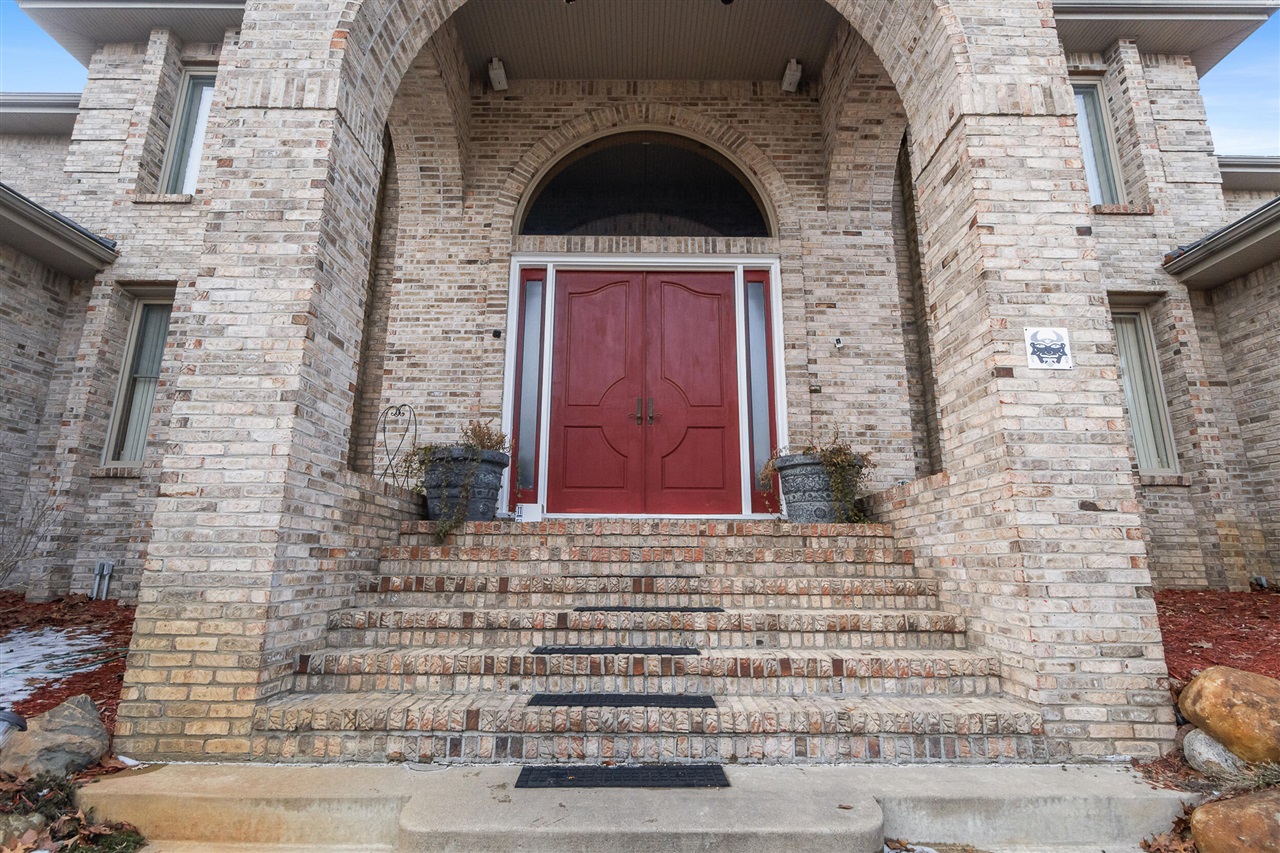 main property photo 10