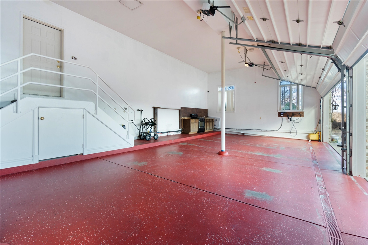 main property photo 72
